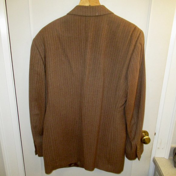 Armani Black Label Men's Light to Medium Brown Herringbone Blazer Size 38R - Picture 3 of 10